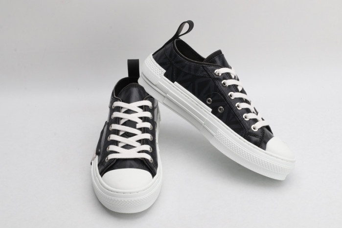 D*or b23 sneaker-005