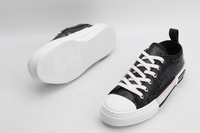 D*or b23 sneaker-005