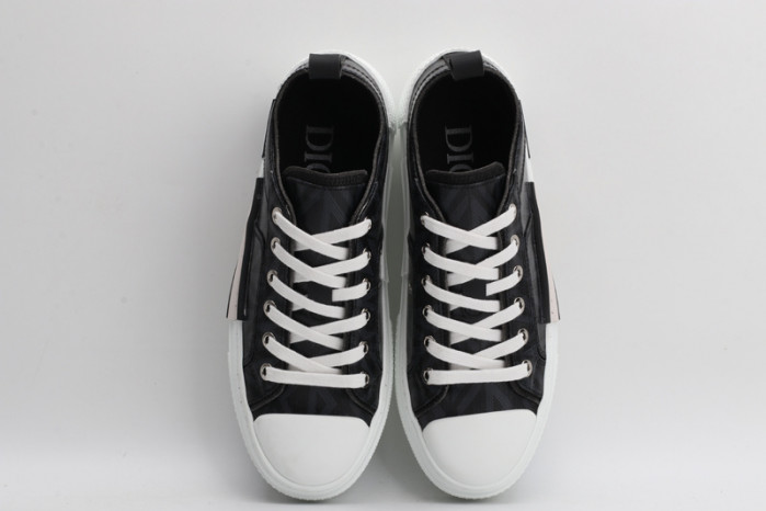 D*or b23 sneaker-005