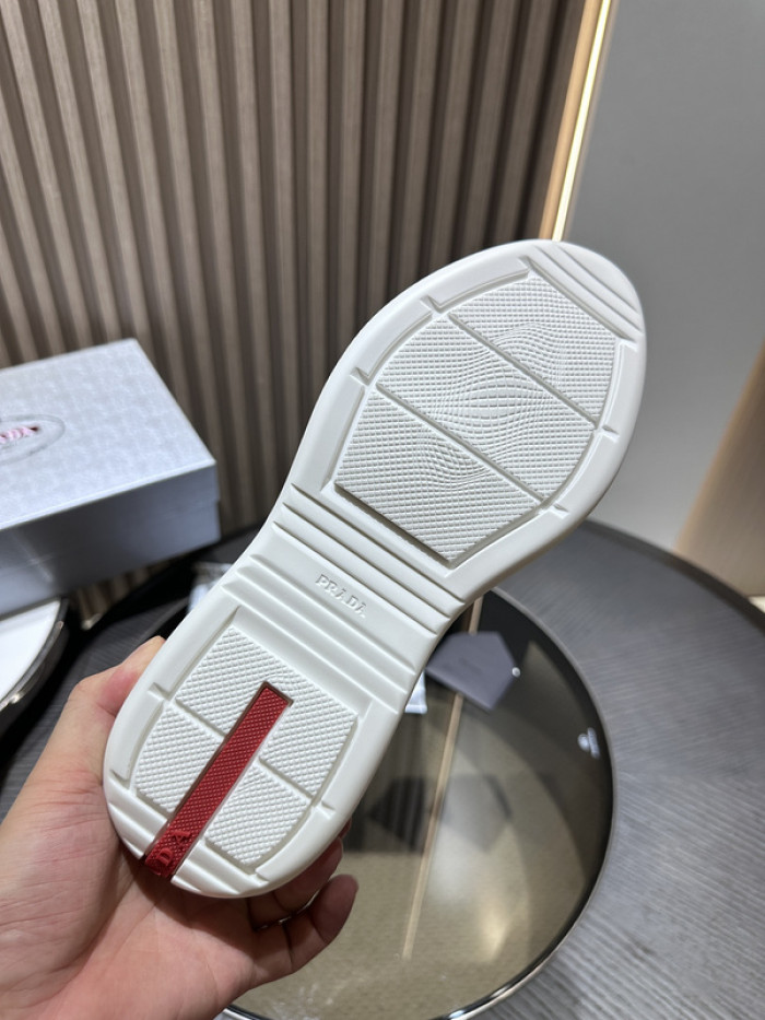Prada 42