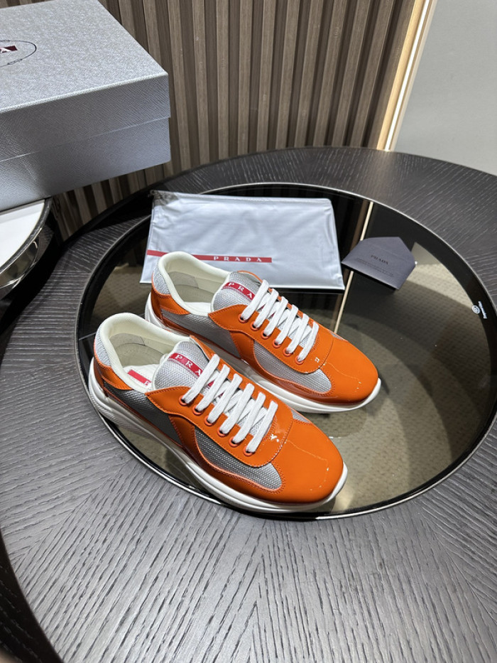 Prada 42