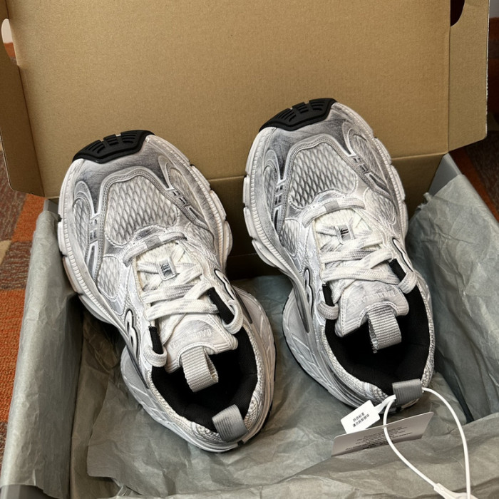 BALENCIAGA 37