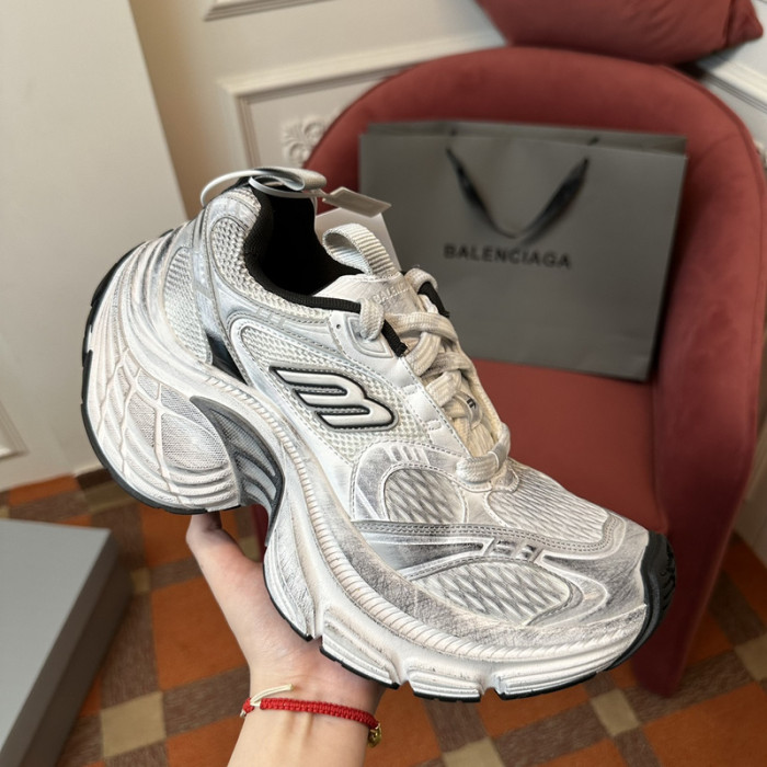 BALENCIAGA 37