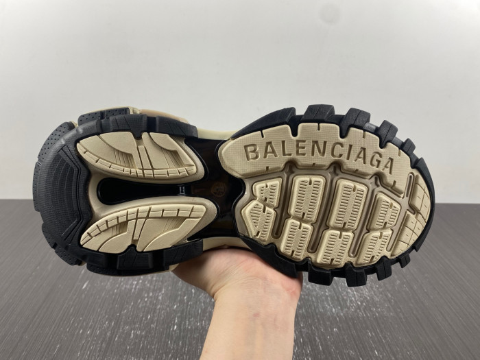Track Sneaker-32
