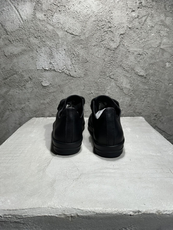 Rick Owen R000040