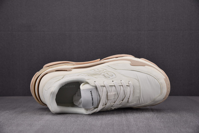 BALENCIAGA 05