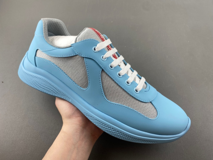 Prada 68