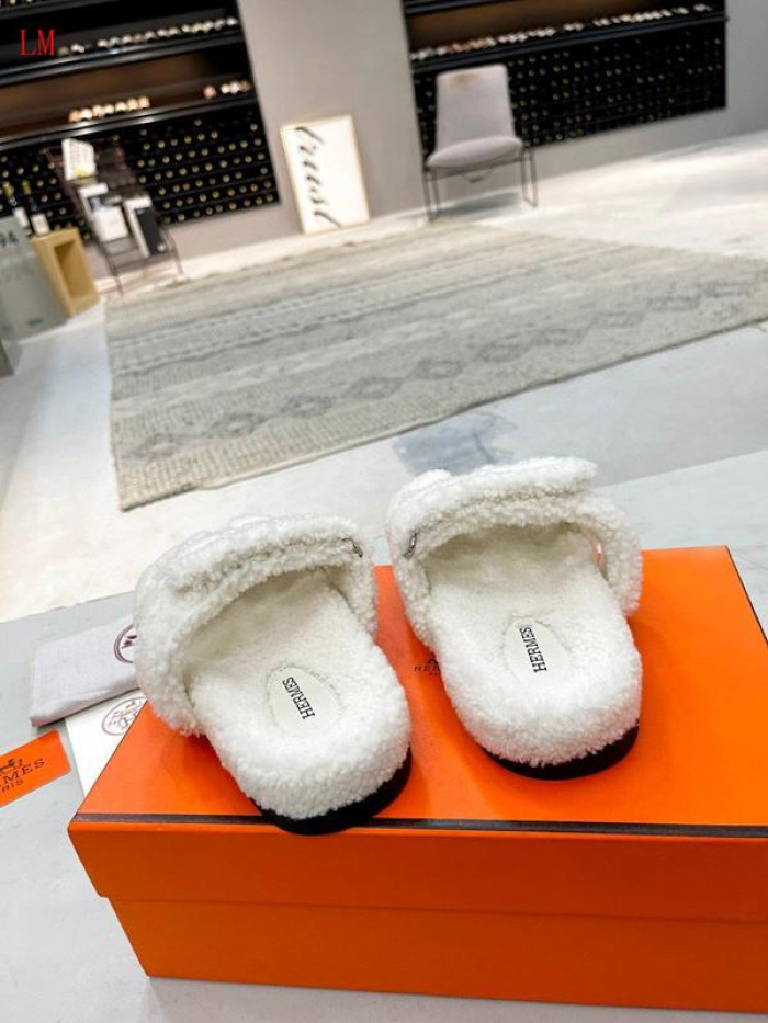 Hermes Sandal 31