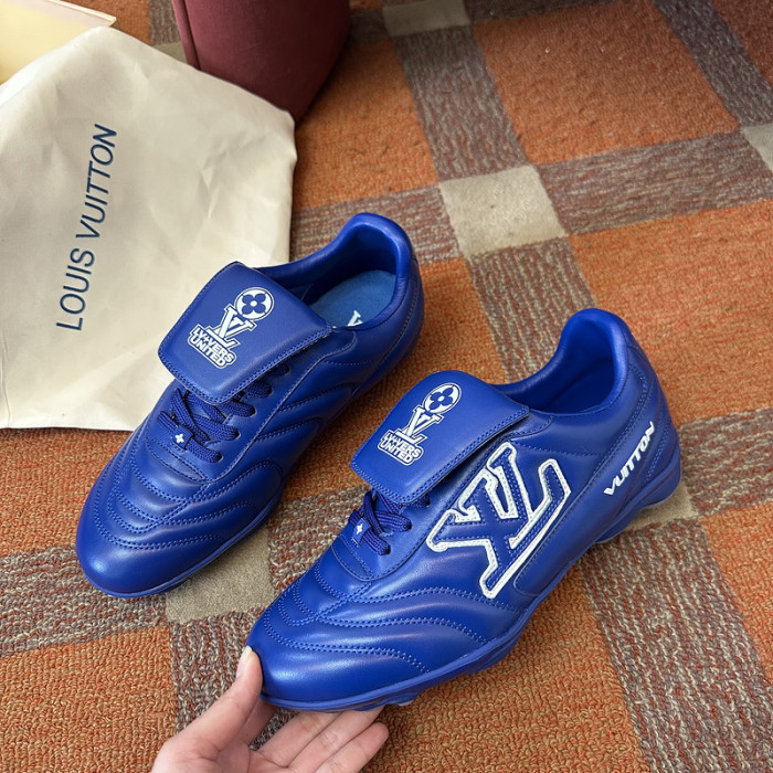 LV snekaers 129