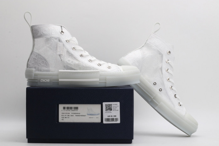 D*or b23 sneaker-001