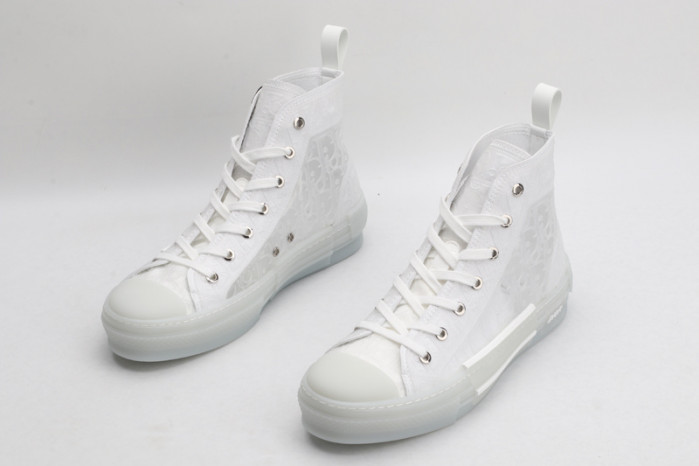 D*or b23 sneaker-001