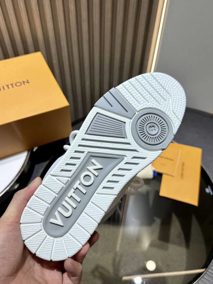 LV snekaers 184