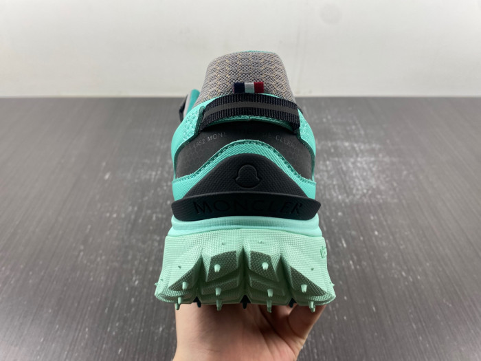 MONCLER SNEAKER 06