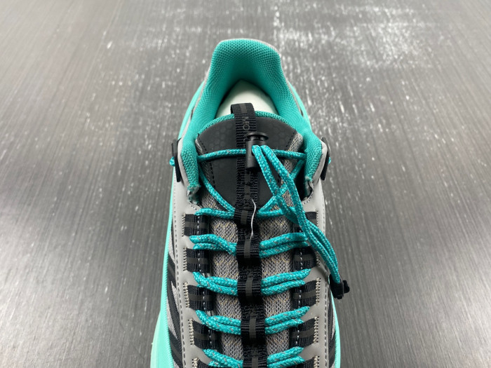 MONCLER SNEAKER 06