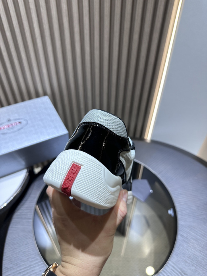 Prada 55