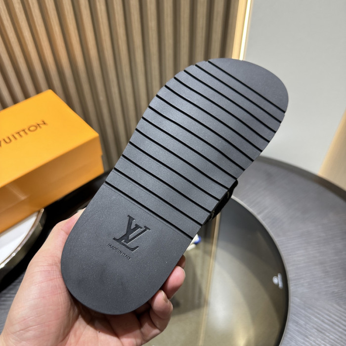 L&V sandal 59
