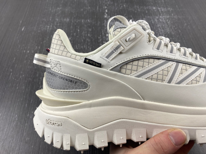 MONCLER SNEAKER 05