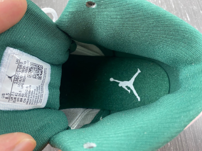 air jordan12 ray pe-136001-063