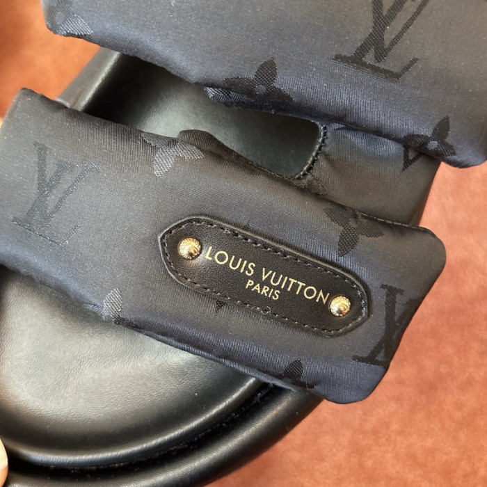 L&V sandal 74