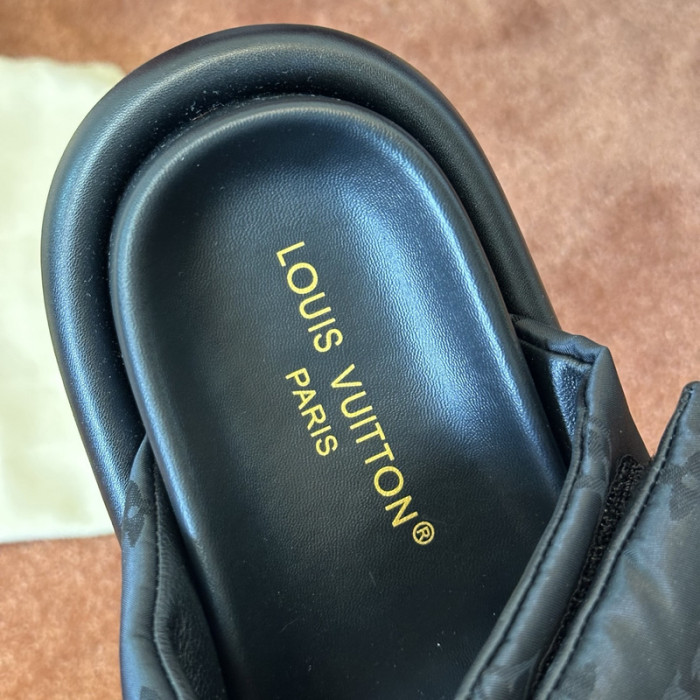 L&V sandal 74