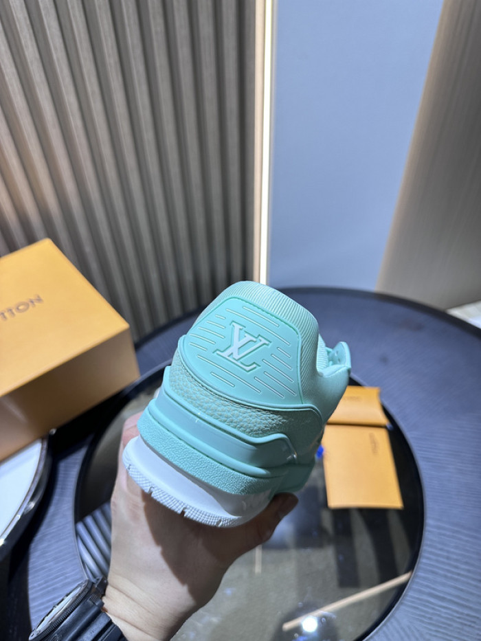 LV snekaers 190