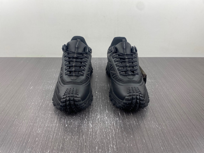 MONCLER SNEAKER 01