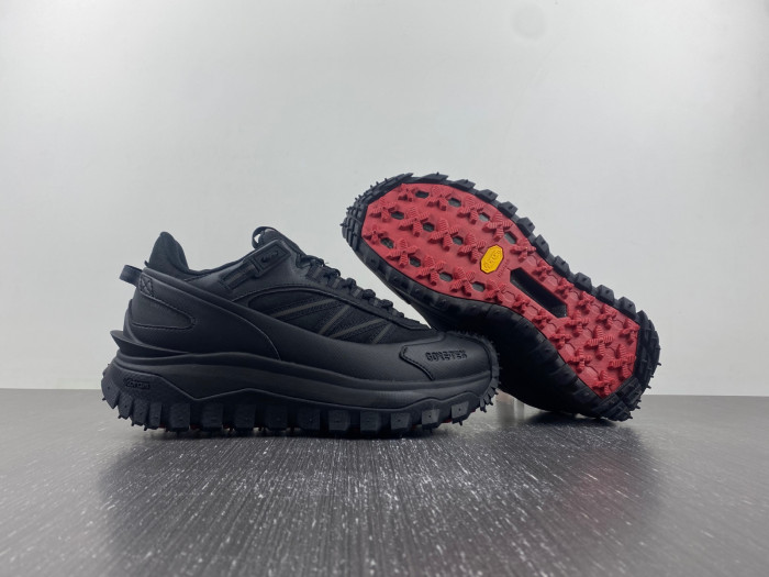 MONCLER SNEAKER 01