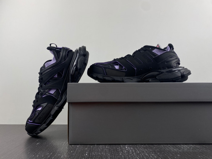 Track Sneaker-33