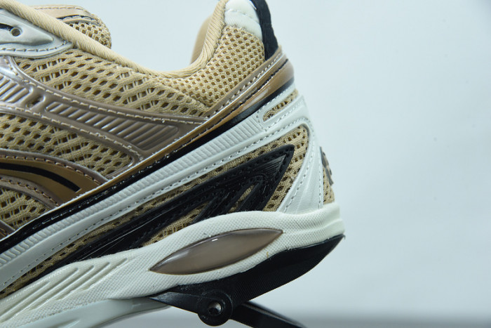 SNEAKER RUNNER 08