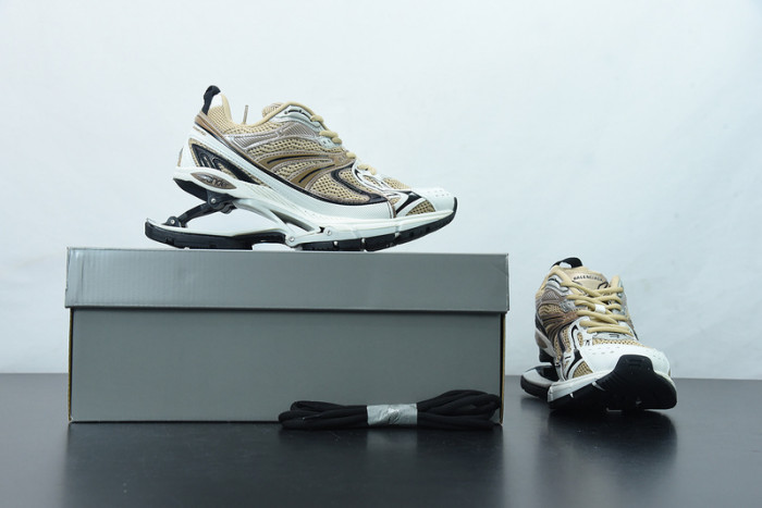 SNEAKER RUNNER 08