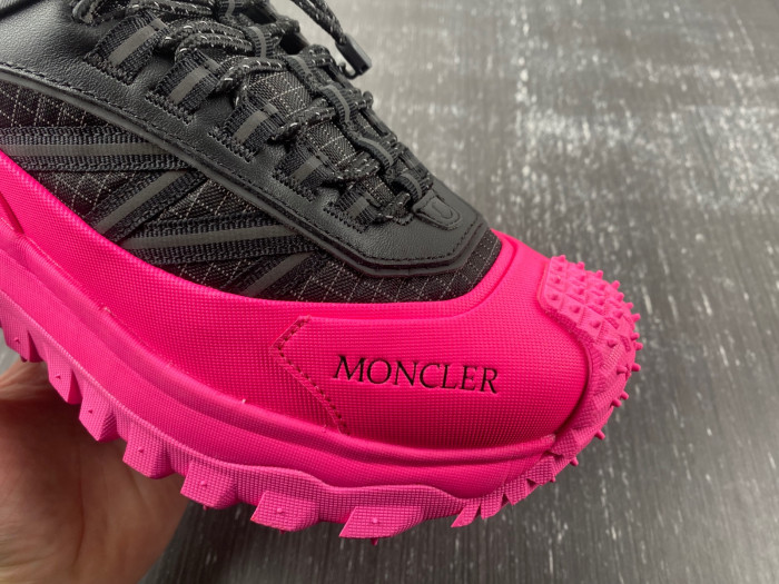MONCLER SNEAKER 10