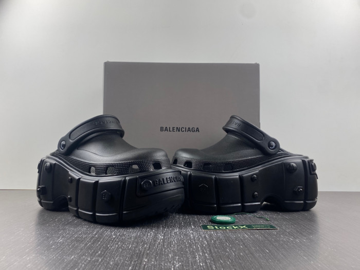 Balenciag* Sandal12