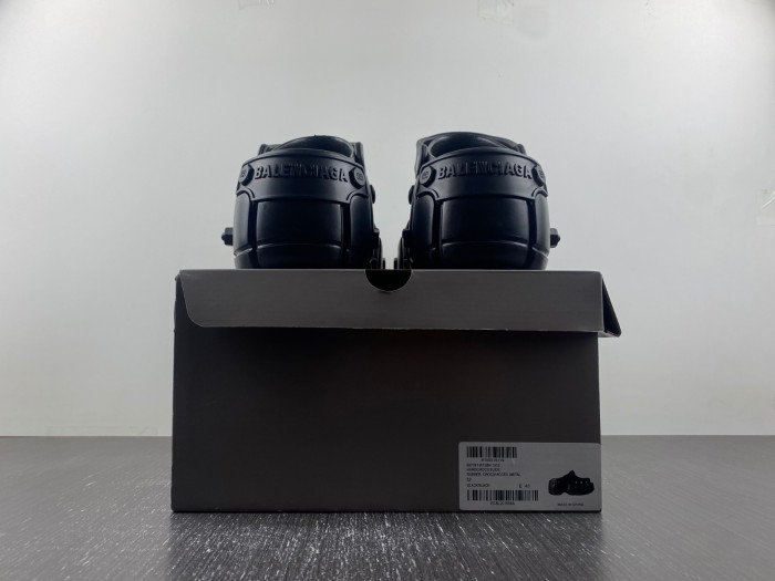 Balenciag* Sandal12