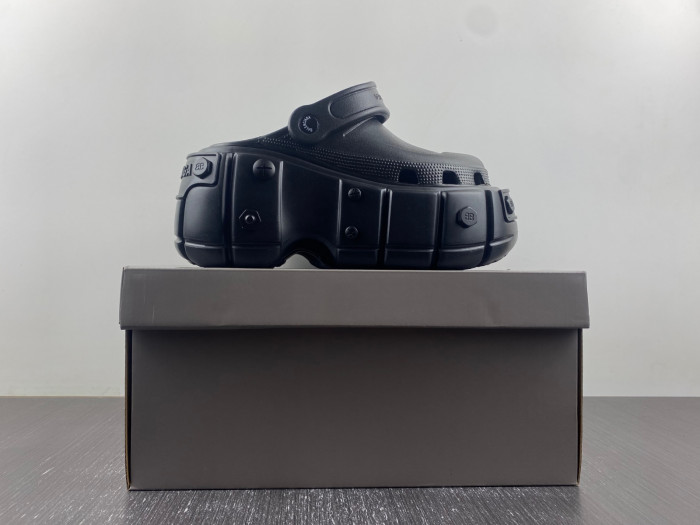 Balenciag* Sandal12