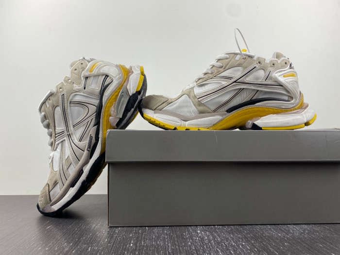 SNEAKER RUNNER 30
