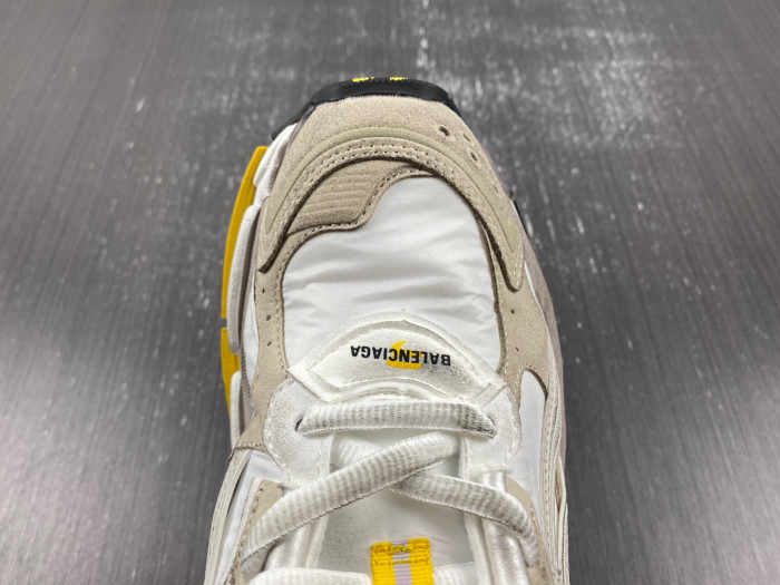 SNEAKER RUNNER 30