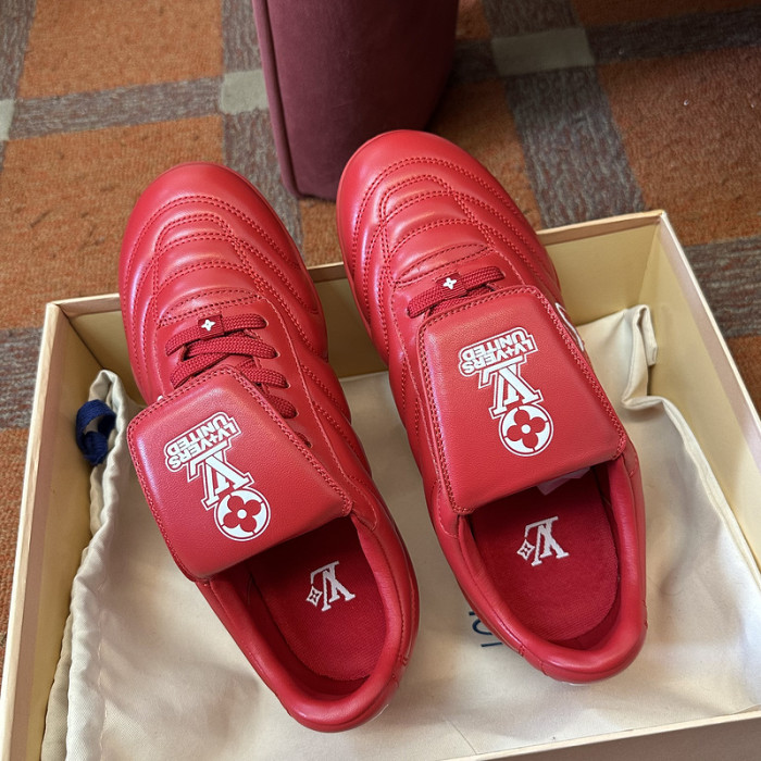 LV snekaers 128