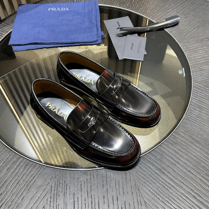 Prada 64