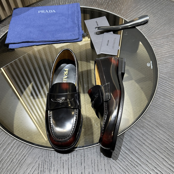 Prada 64