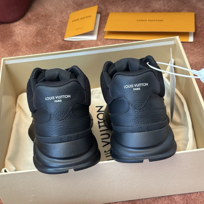 LV snekaers 138