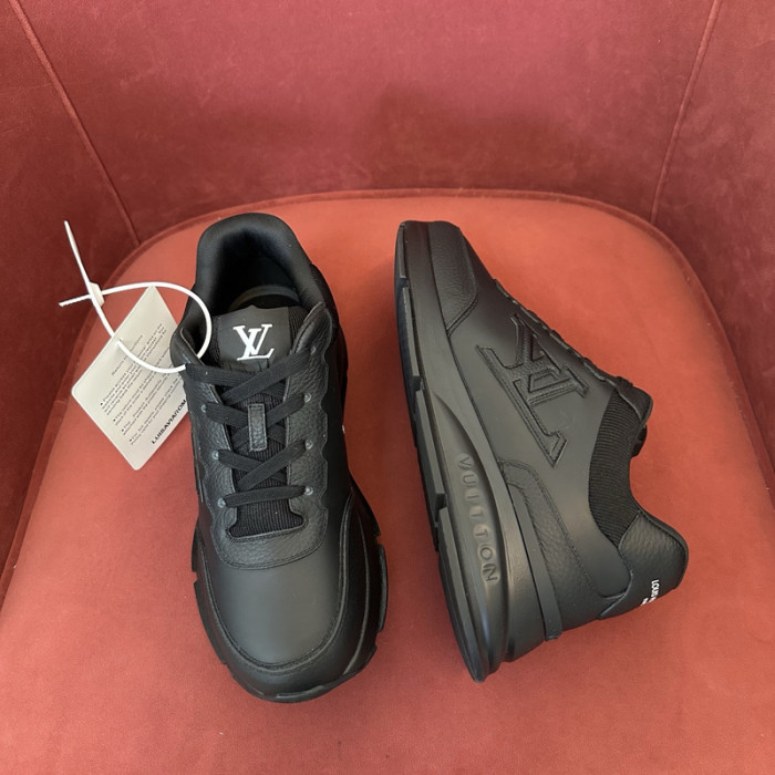 LV snekaers 138