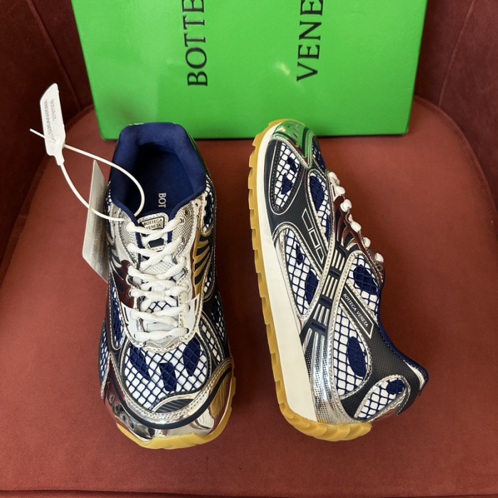 BOTTEGA VENETA-26