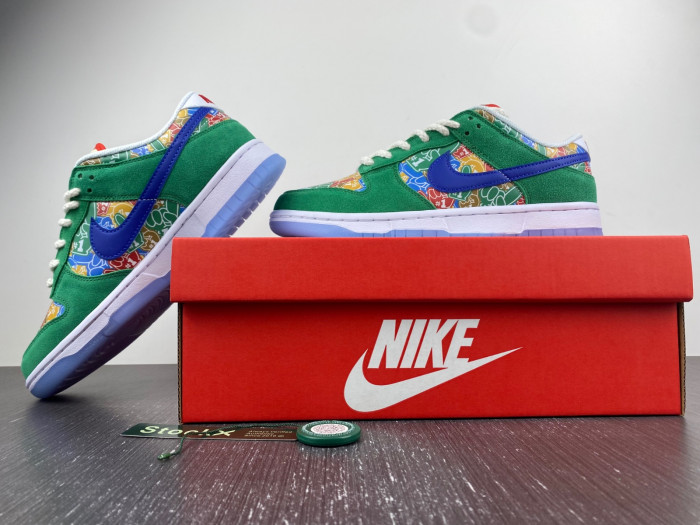 nike dunk low foam finger-dz5184-300