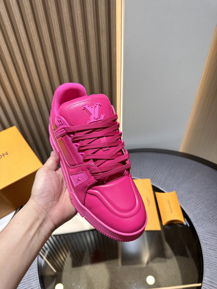 LV snekaers 187