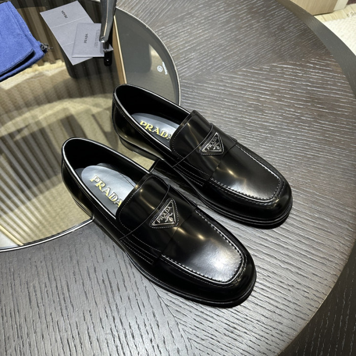 Prada 59
