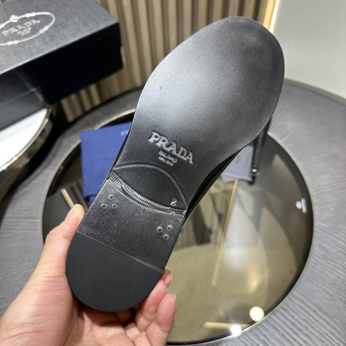 Prada 59