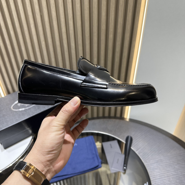 Prada 59