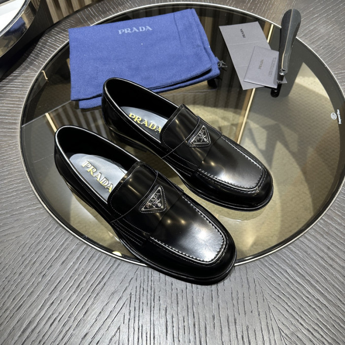 Prada 59