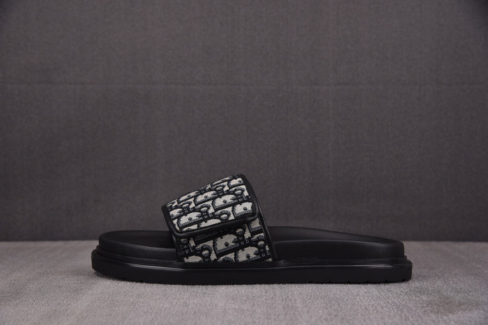 DIOR SANDAL 06