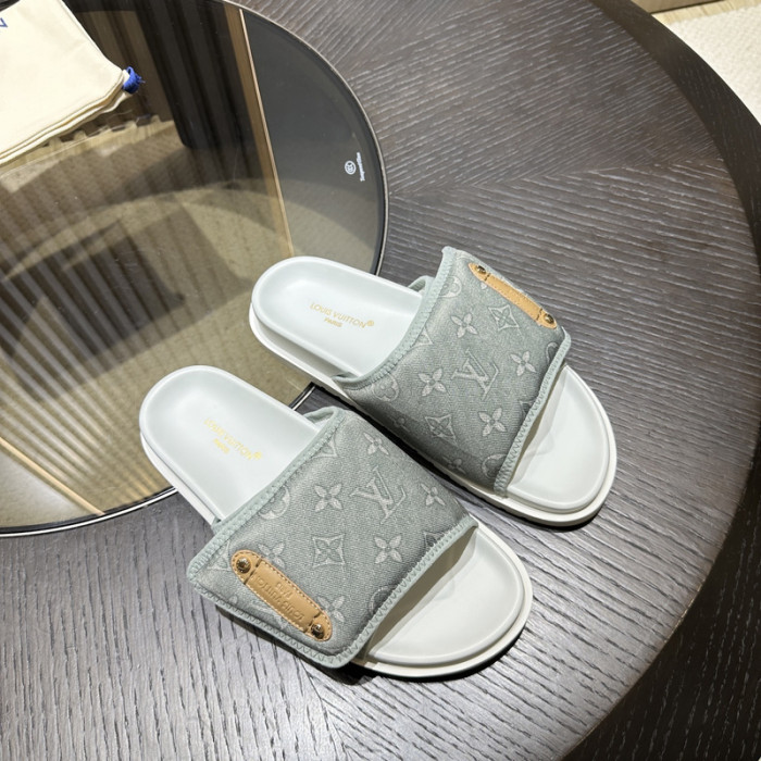 L&V sandal 67